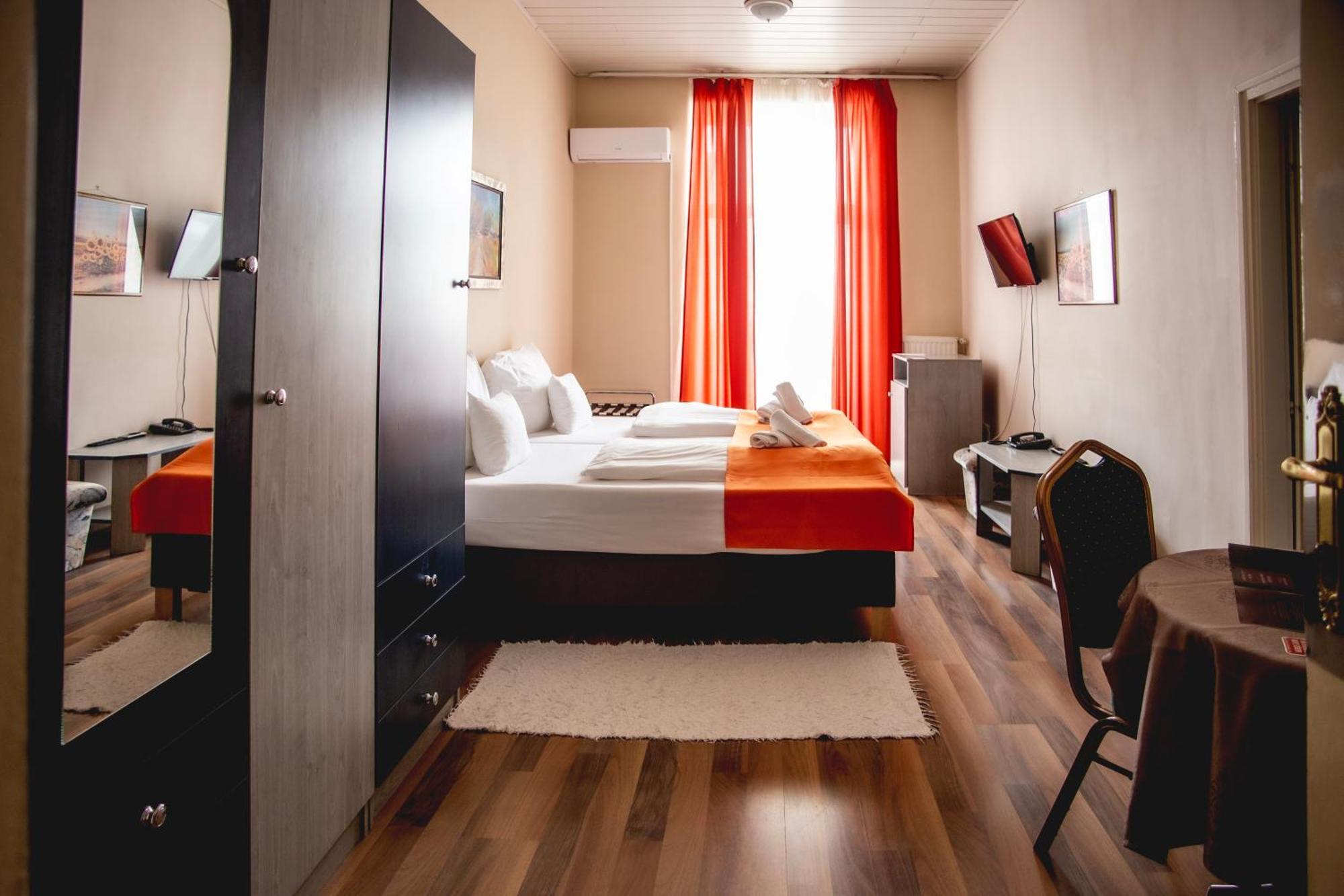 Hotel Kapos Kaposvár المظهر الخارجي الصورة